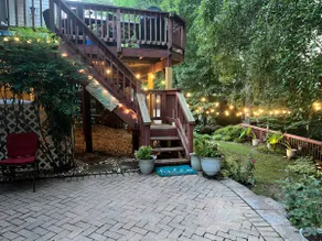 Cheerful1 bedroom basement with separate entrance - Image 3