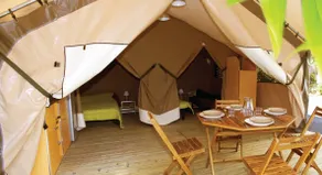 ”Lodge Aréa” tent on floor - Image 3