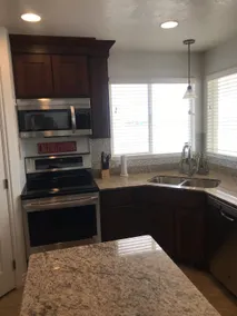 Beautifully furnished, large well kept home - Image 3
