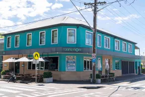 Unit in Newcastle ~ family friendly ~ Parking - Image 3