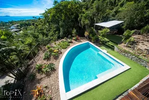 Private Stone House - Image 2