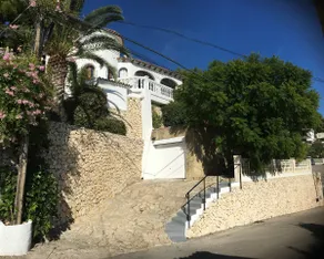Charming Villa in Montemar with private pool and sea views - Image 5