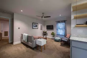 ‘The Welcome Home’ 2 bed, 1 bath right in town. - Image 5