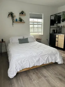4 Nice and Cozy guest house 4 - Image 3