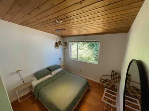 Waterfront Family Getaway on Mayne Island - Image 4