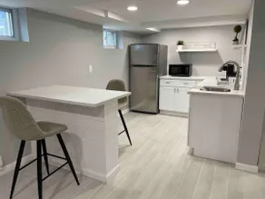 Beach Walk Haven: 1 BR Lower Level - Image 5