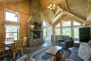 Luxury Cabin with Hot Tub, Kitchen, Living Room, Fireplace - Sleeps up to 4 - Image 4