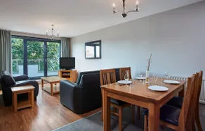Cordia Serviced Apartments - Free on-site parking - Image 4