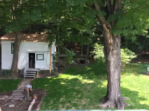 ❤ of Downtown | Pvt Woods | Full Kitch | 2 Porches - Image 3