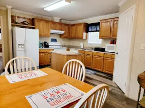 WiFi, Dog Friendly & Linens Provided ~ Lake Gaston - Image 3