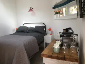 Gorgeous studio in St Agnes. 15 min walk to beach. - Image 2