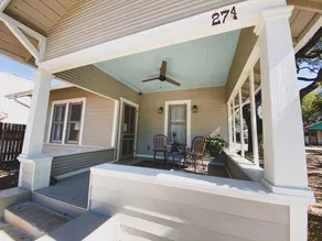 Stay in the heart of NB in this charming home! - Image 2