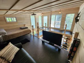 Schoodic Loft Cabin ”The Roost” with Kayaks - Image 3