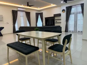 Coco Homestay Kluang @ 16pax - Image 2