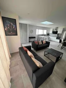New, warm and spacious home - Image 3