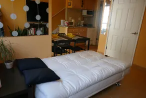 Montclair Retreat-quiet, private, in unit laundry - Image 5