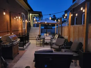 Group Retreat|6BR 6BA|2 Kitchen|LoHi|Easy Checkout - Image 3