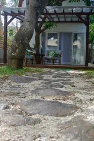 Cosy bungalow on Tamarin bay - Image 4