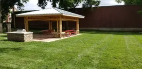 7-2 Queen Beds-1 Bath- Pet Friendly-1st Floor - Image 2
