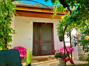 House for two by the sea - Image 2