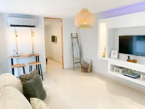 Boho Chic Apartment close to the airport and the beach with a private bathtub - Image 3