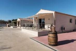 House with pool in the countryside, close to the sea. - Image 2