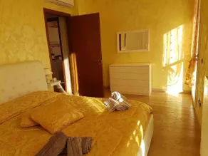 Entire apartment very close to the airport - Image 2