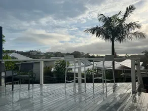 Cookie’s on Collingwood Coffs Jetty. Pets ✅ - Image 2