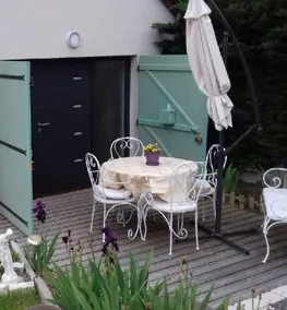 Nice and relaxing place to stay - Image 3