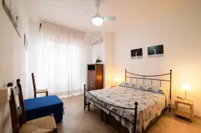 Apartment in the center a few km from the beaches - Image 3