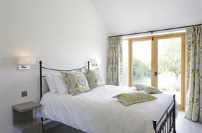 Orchard Lodge - Quiet Suffolk Contemporary Retreat - Image 5