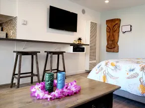 Venice Tiki Pad, Oasis au bord de la piscine avec entrée privée - Image 3