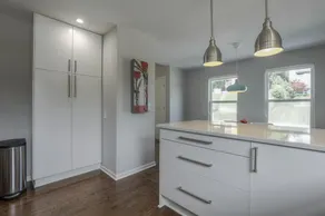 Modern on Madison in the Historic Westside - Image 3