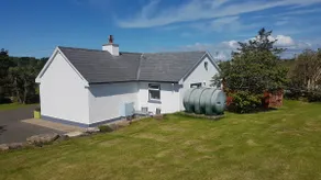 Cromlech Cottage - Image 2