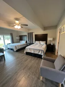Quiet downstairs studio w/oceanview, pet friendly - Image 3