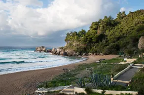 Aphrodite - Beachfront House - Recently renovated - Image 5