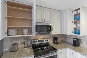 ★Downtown walking distance to night life!!★ - Image 4