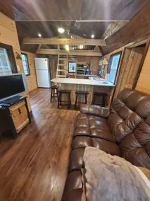 Cedar Creek - Not your typical cabin in the woods! - Image 1