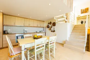 Karoti 3- 3 bedrooms in a complex with shared pool - Image 3