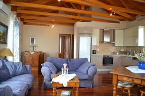 Kaposantes Sea view Apartment in the Old Town - Image 5