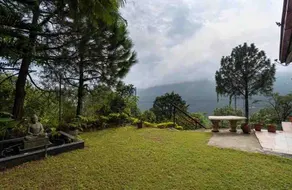 Cozy 3 bedroom cottage with breathtaking views! - Image 5