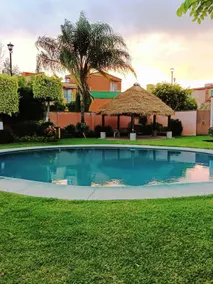 Comfortable Little House in La Campiña M Development - Image 3