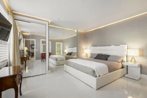 White Orchid - 1 Bedroom Apartment - Image 4