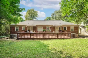 Golf & Downtown | king bed | 2BR townhouse - Image 2