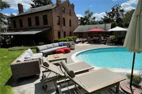 The Historic Jesse Buel Farmhouse w Heated Pool - Image 2