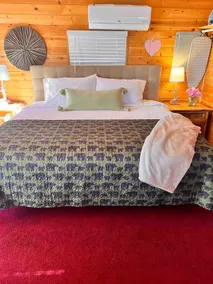Cozy Bear Cabin #4 - Image 3