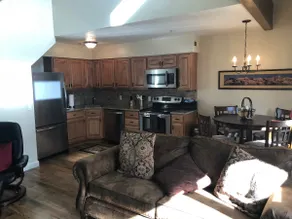 Spacious Condo Minutes Drive from Snowbasin Resort - Image 2