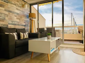 Marina View & Terrace - Getaway for 2 - Image 2