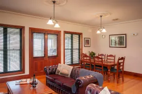 Lindsay House - Image 4