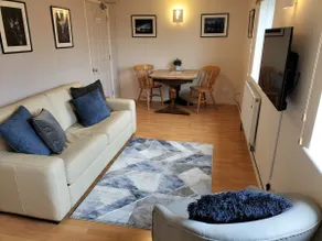 York Home from Home with Free Parking - Image 2